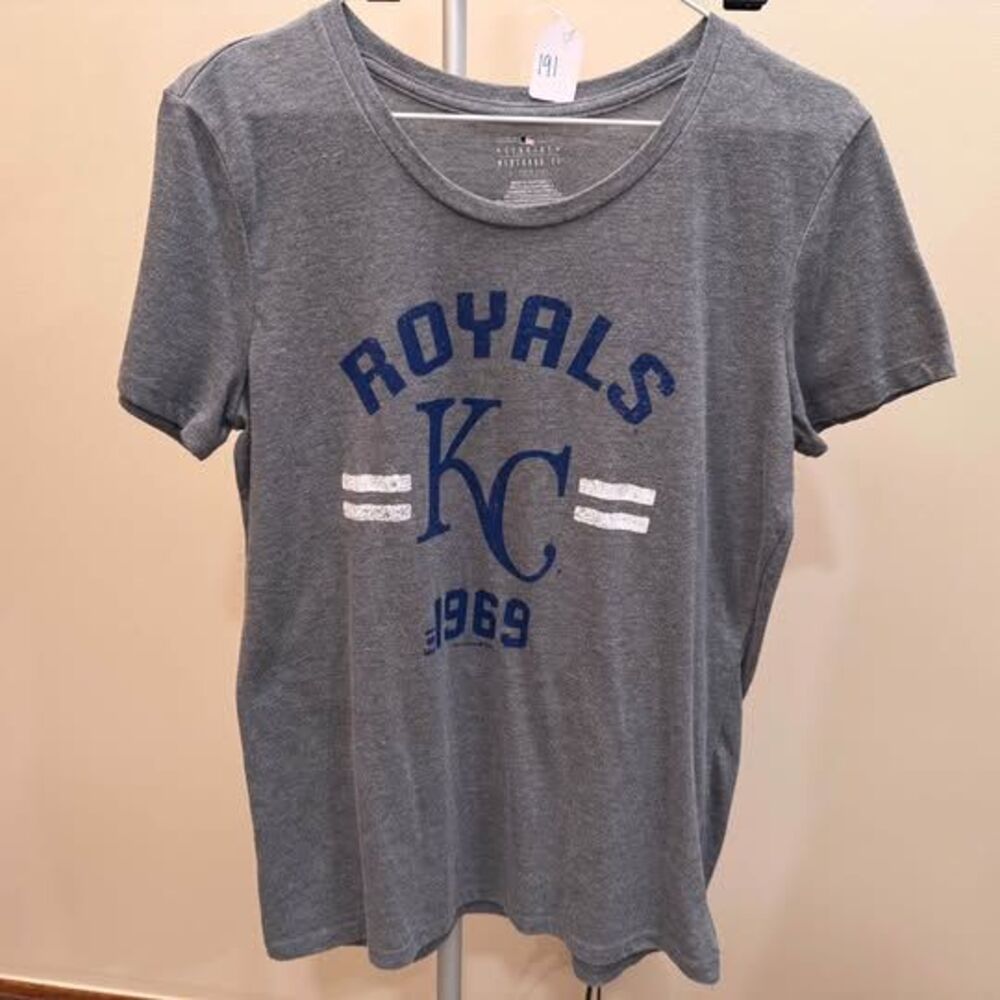 Large Kansas City Royals 1969 T-shirt Womens L